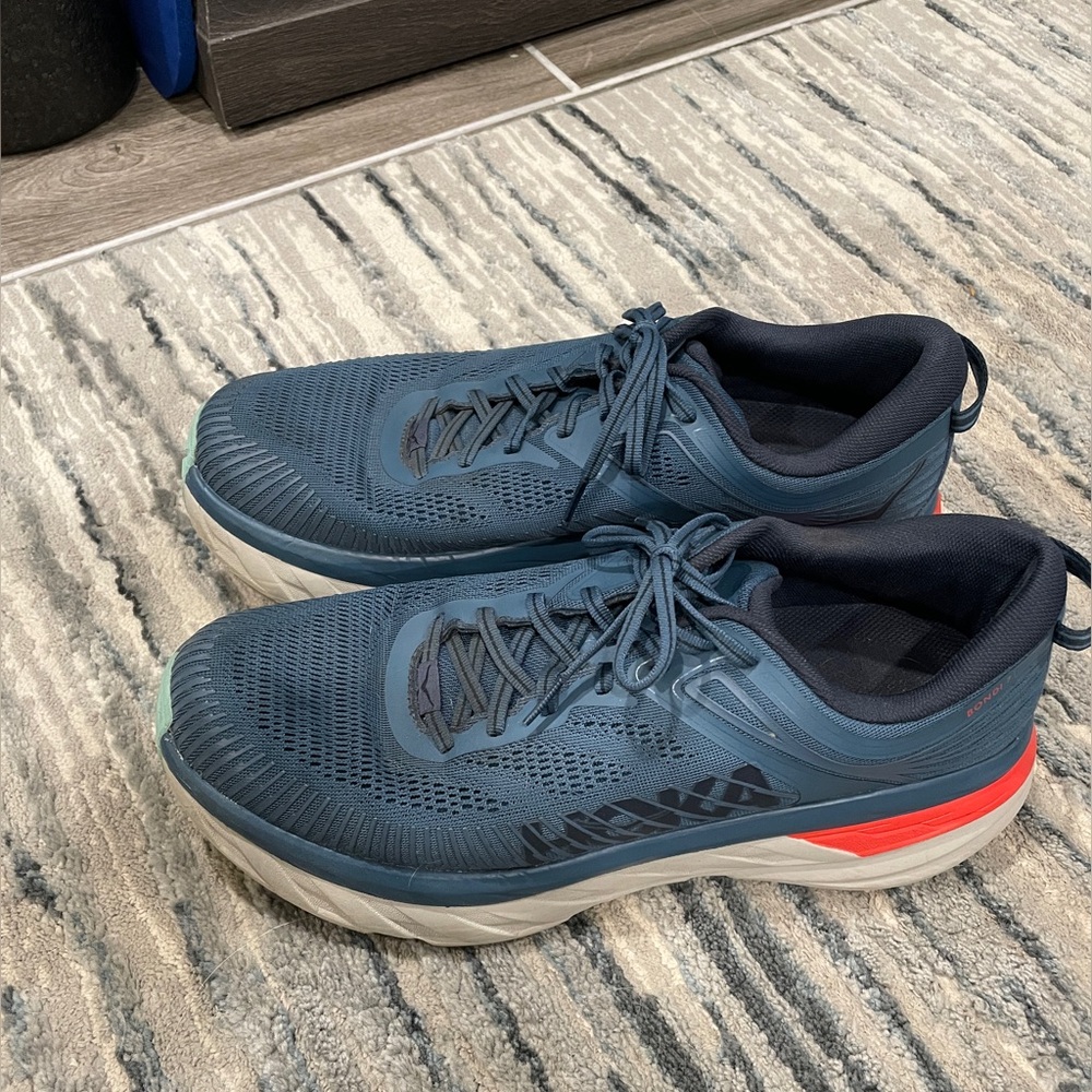 Size 11.5 Hoka Bondi 7